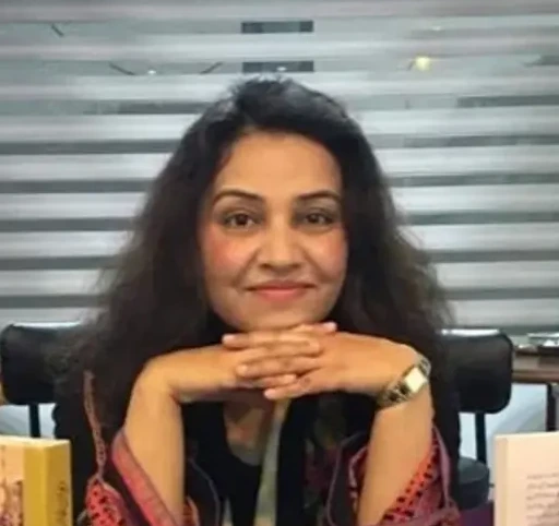 Dr Rakhshinda